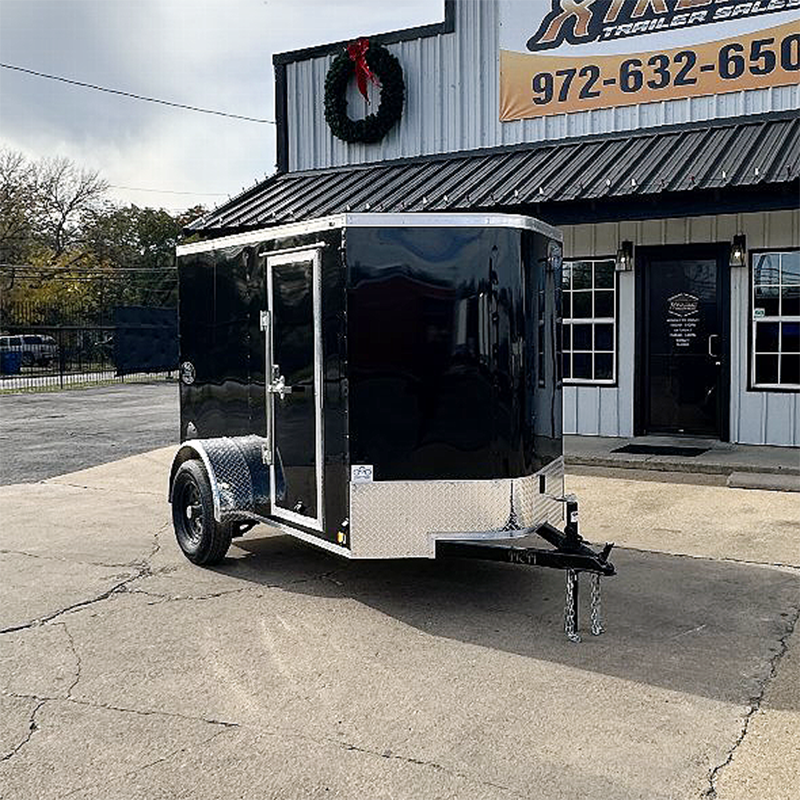 5X8 SINGLE AXLE CONTINENTAL CARGO / ENCLOSED TRAILER