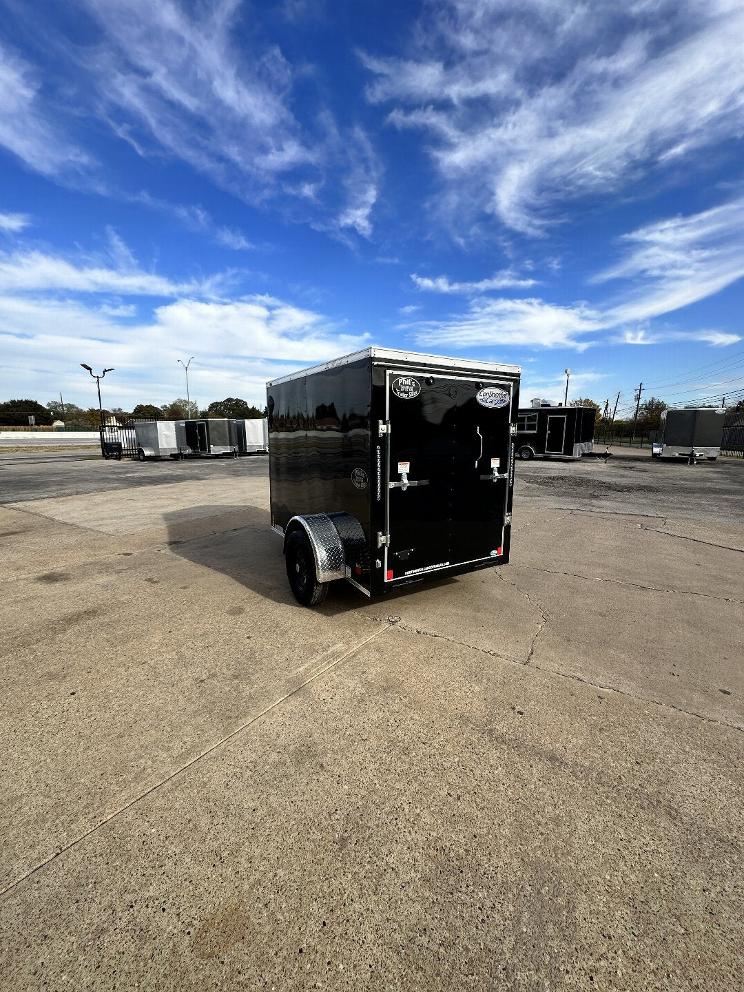 5X8 SINGLE AXLE CONTINENTAL CARGO / ENCLOSED TRAILER