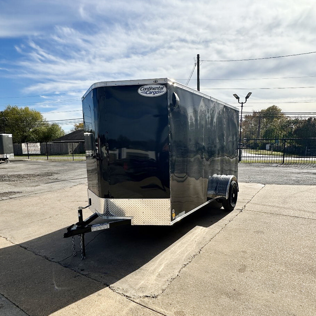 6X12 SINGLE AXLE CONTINENTAL CARGO / ENCLOSED TRAILER