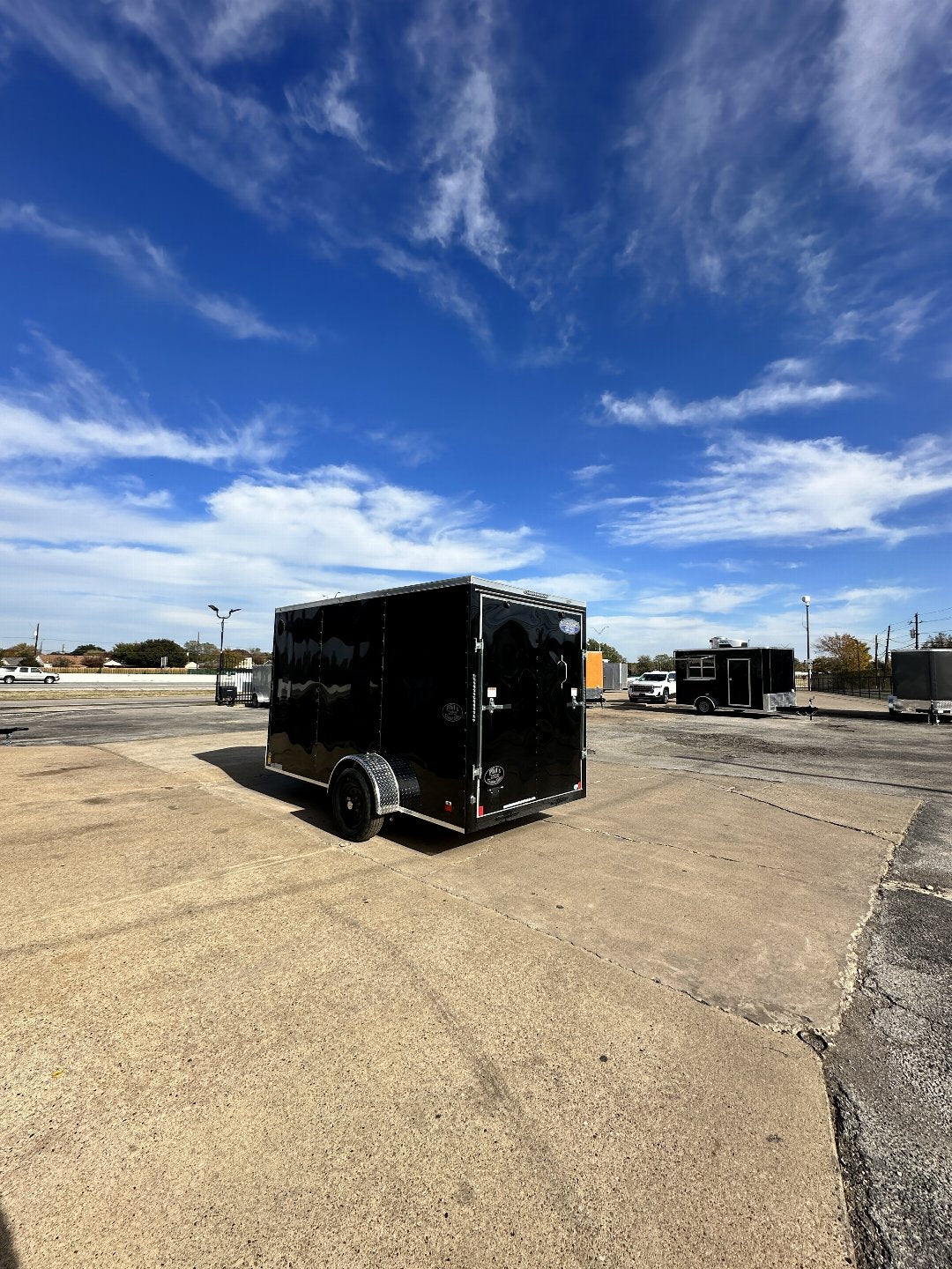 6X12 SINGLE AXLE CONTINENTAL CARGO / ENCLOSED TRAILER