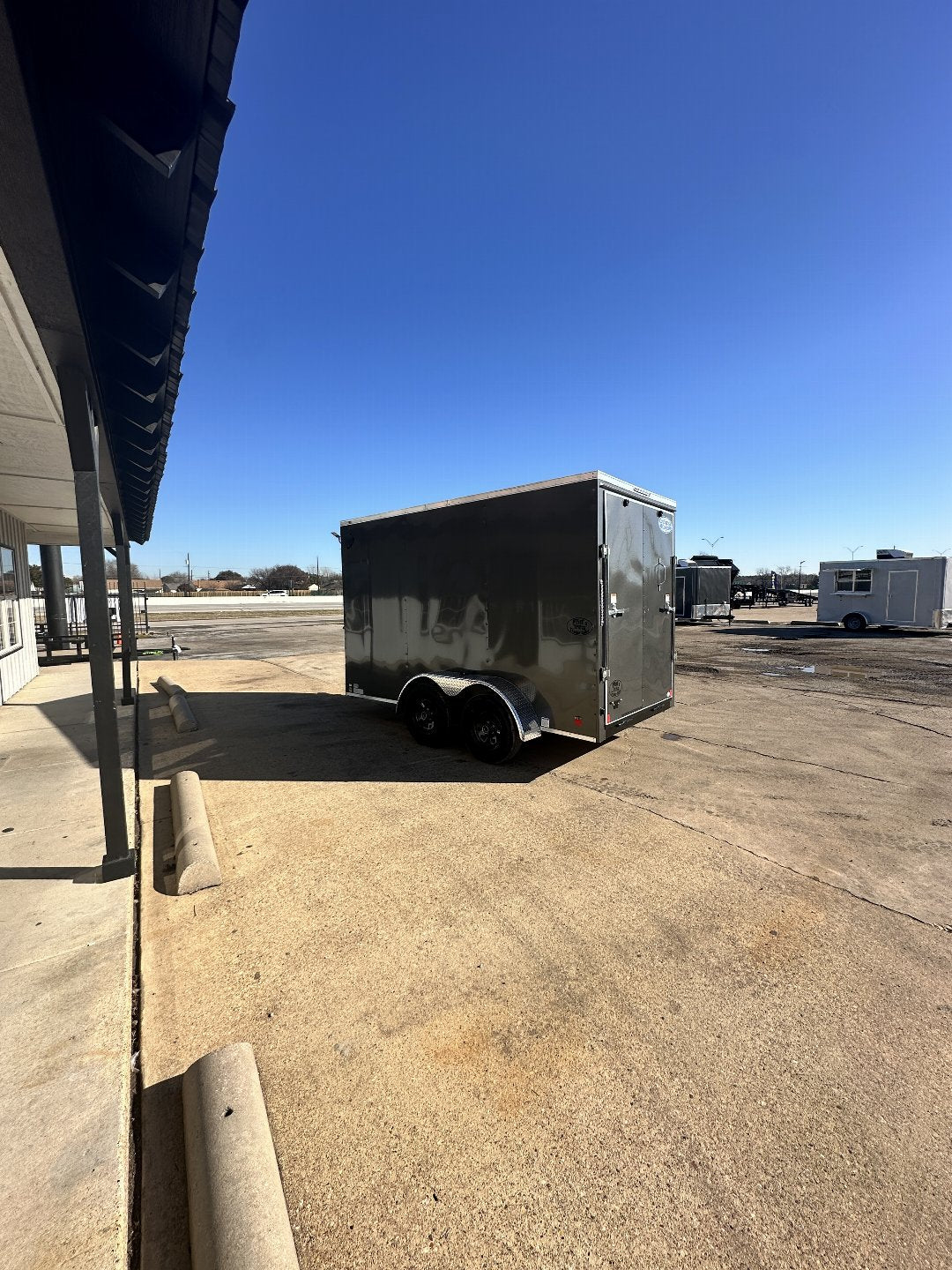 6X12 TANDEM AXLE CONTINENTAL CARGO / ENCLOSED TRAILER