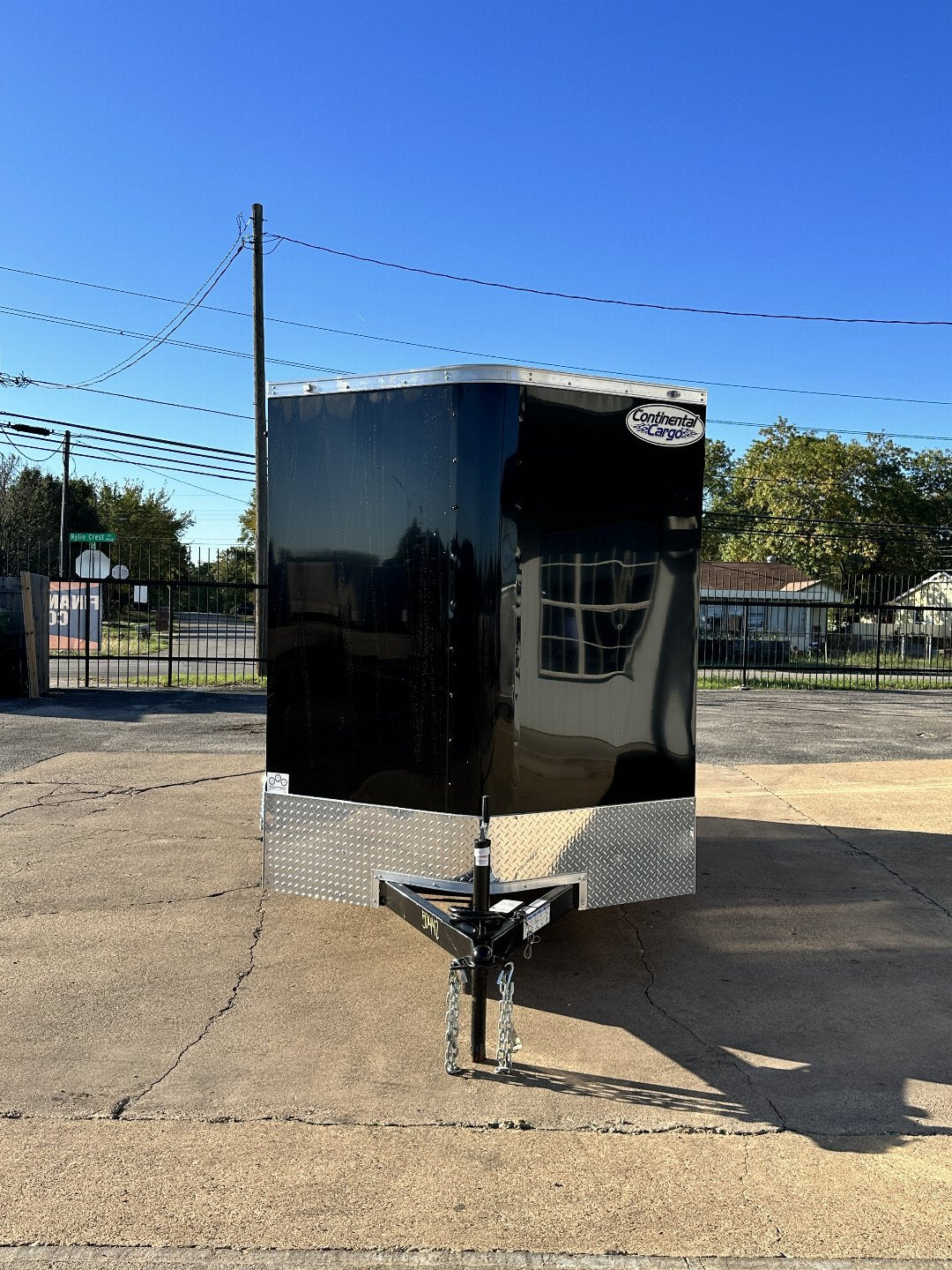 6X12 TANDEM AXLE CONTINENTAL CARGO / ENCLOSED TRAILER