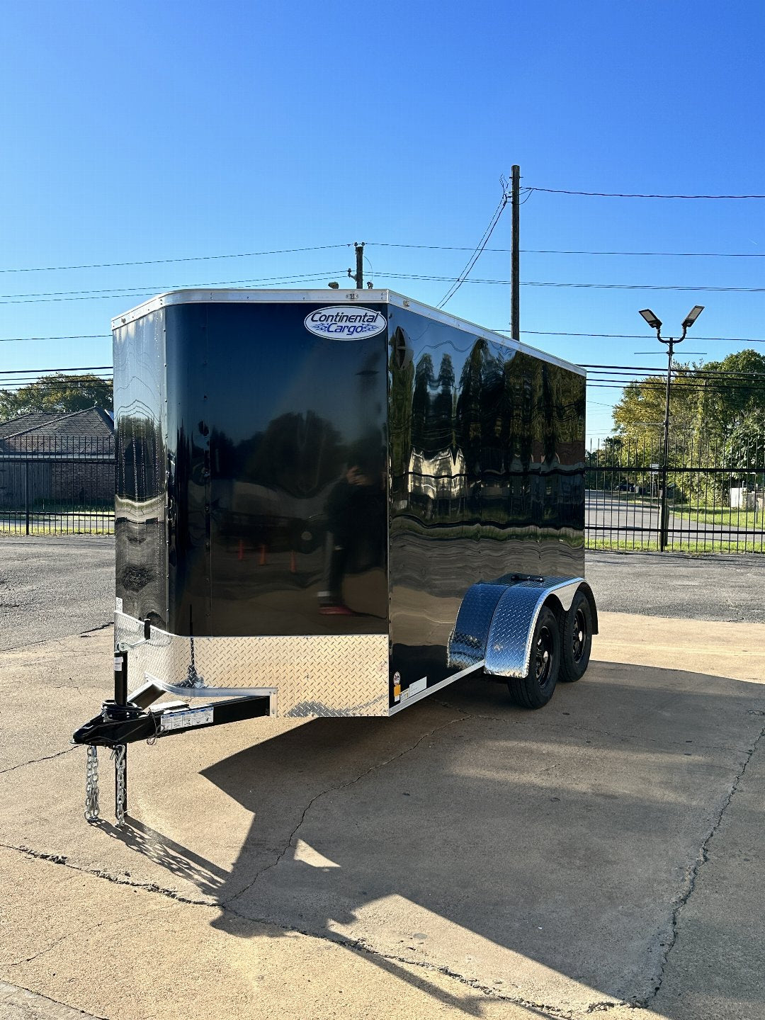 6X12 TANDEM AXLE CONTINENTAL CARGO / ENCLOSED TRAILER