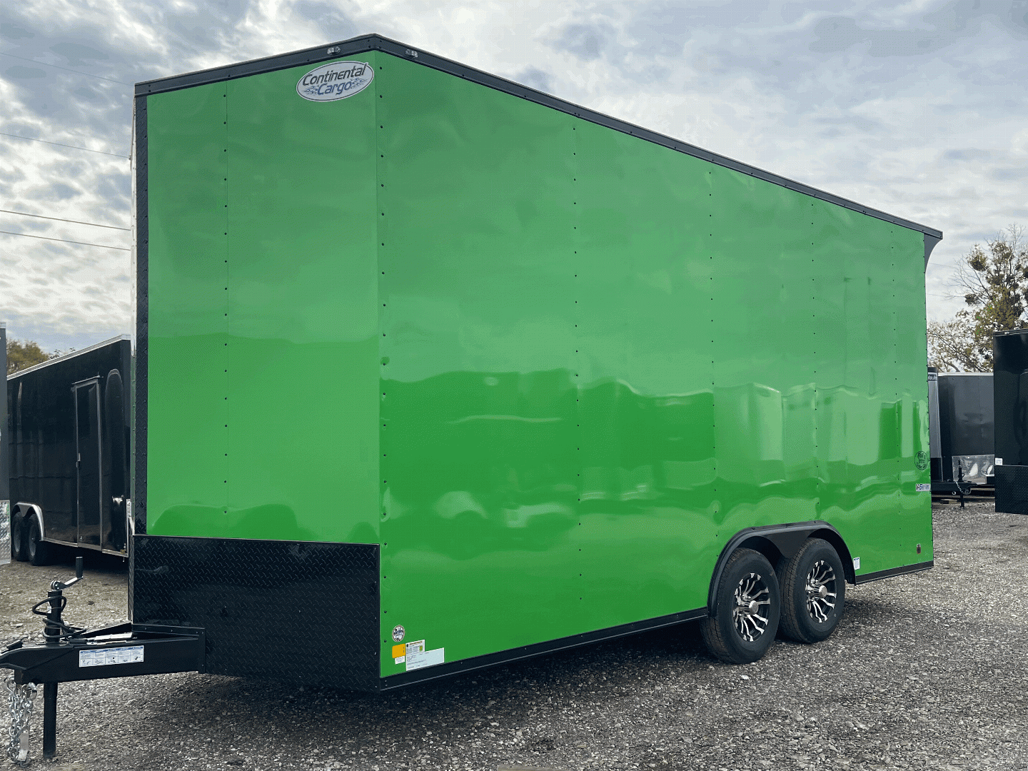 8.5X16 TANDEM AXLE CARGO / ENCLOSED TRAILER