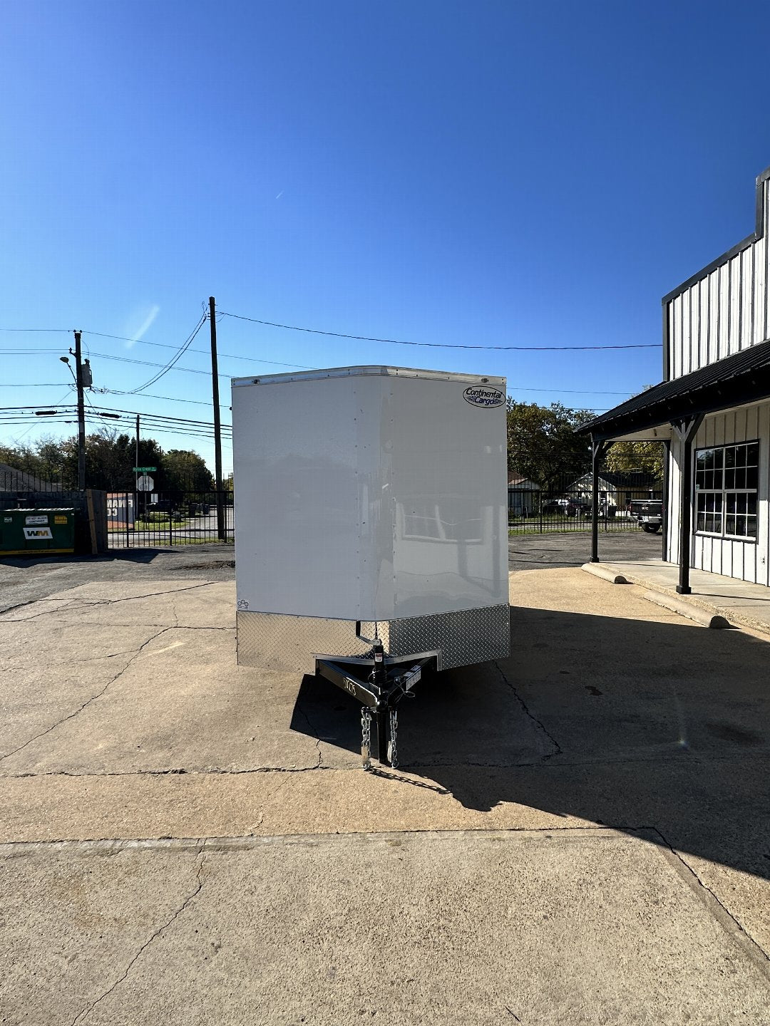 7X14 TANDEM AXLE CONTINENTAL CARGO ENCLOSED TRAILER