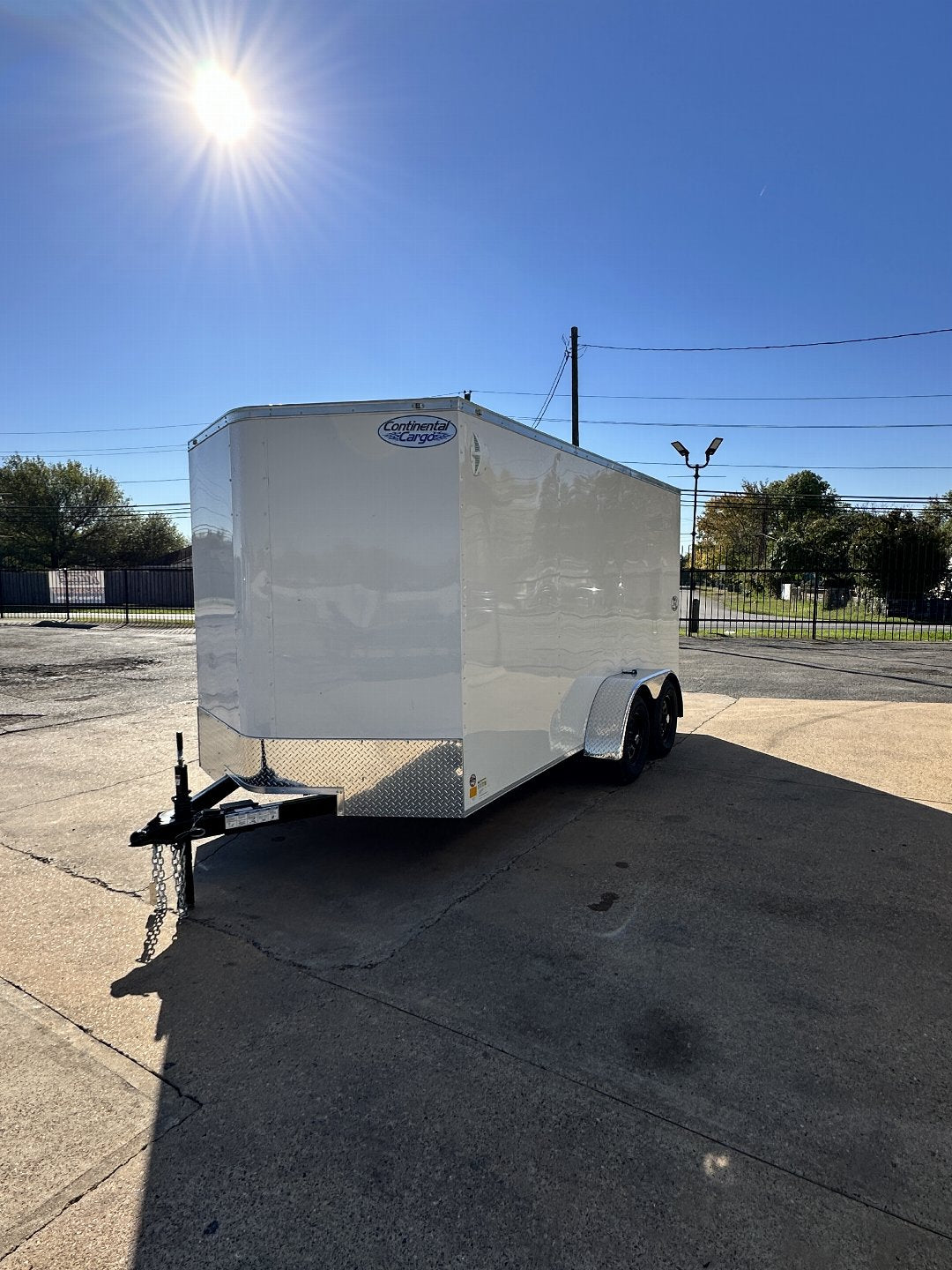 7X14 TANDEM AXLE CONTINENTAL CARGO ENCLOSED TRAILER