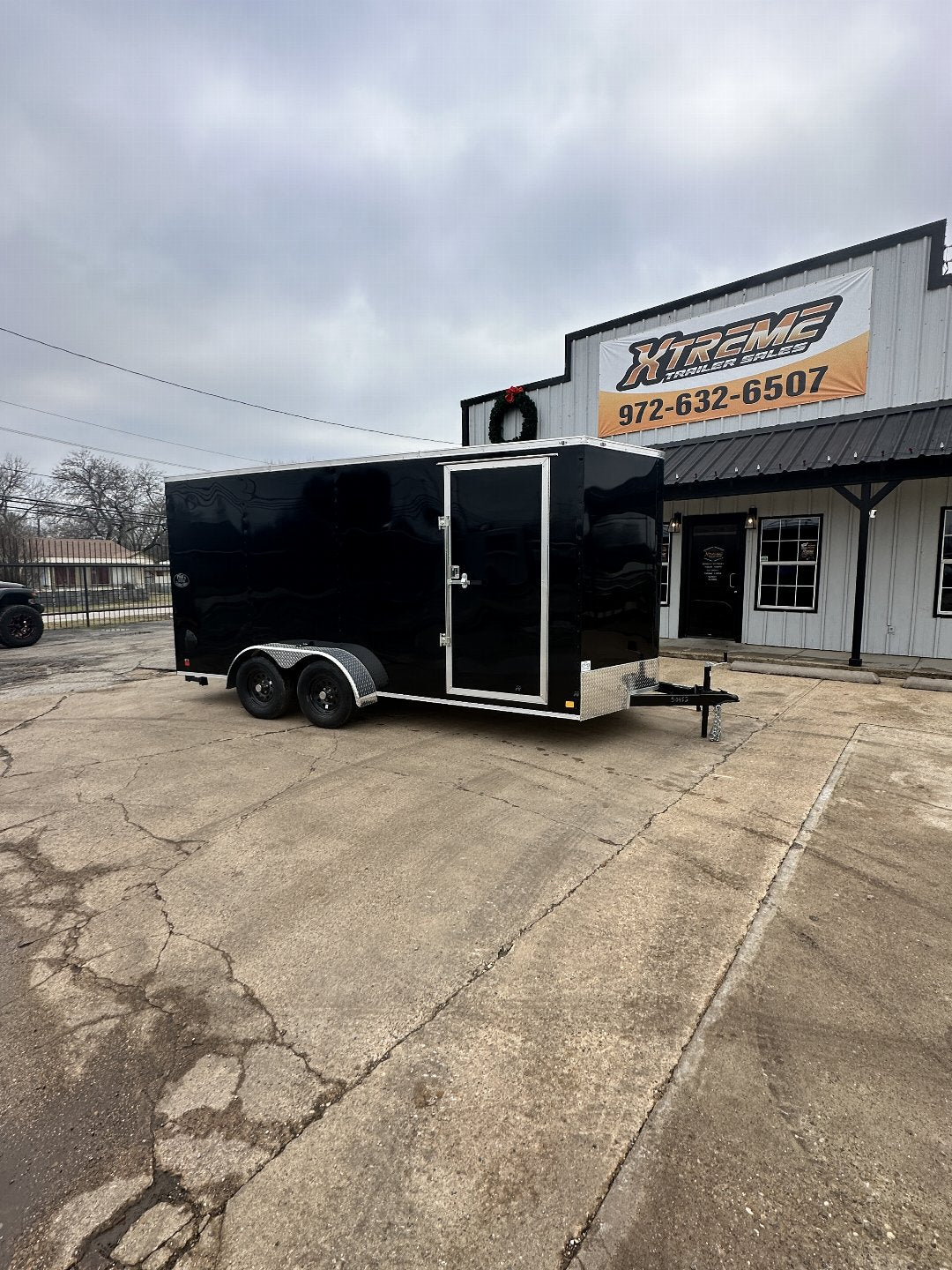 7X16 TANDEM AXLE CONTINENTAL CARGO / ENCLOSED TRAILER