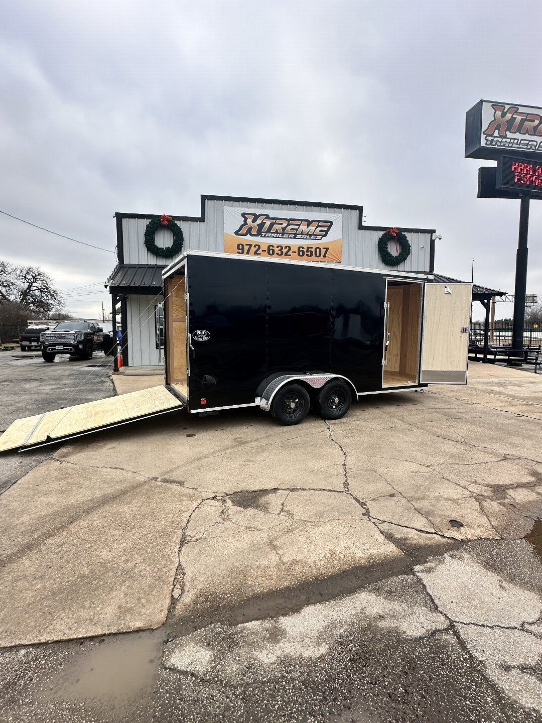 7X16 TANDEM AXLE CONTINENTAL CARGO / ENCLOSED TRAILER