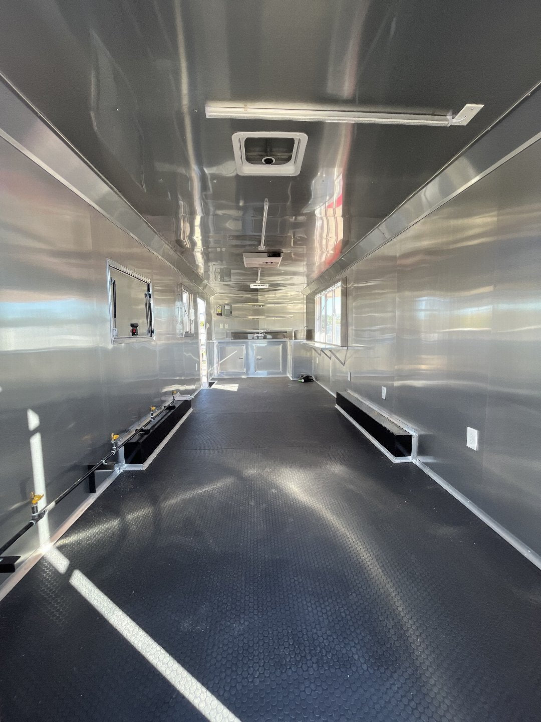 8.5X20 CONCESSION TRAILER FULLY EQUIPPED POLYCORE FOOD TRAILER