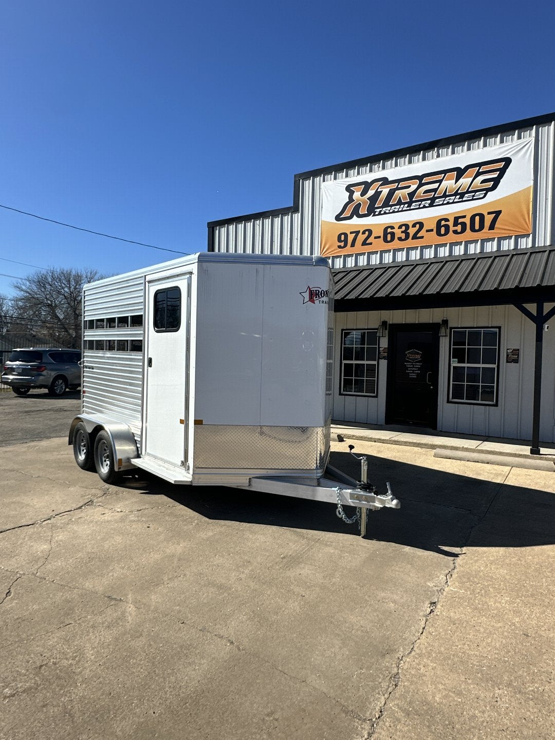 FRONTIER TRAILERS 2 HORSE SLANT ALUMINUM HORSE TRAILER