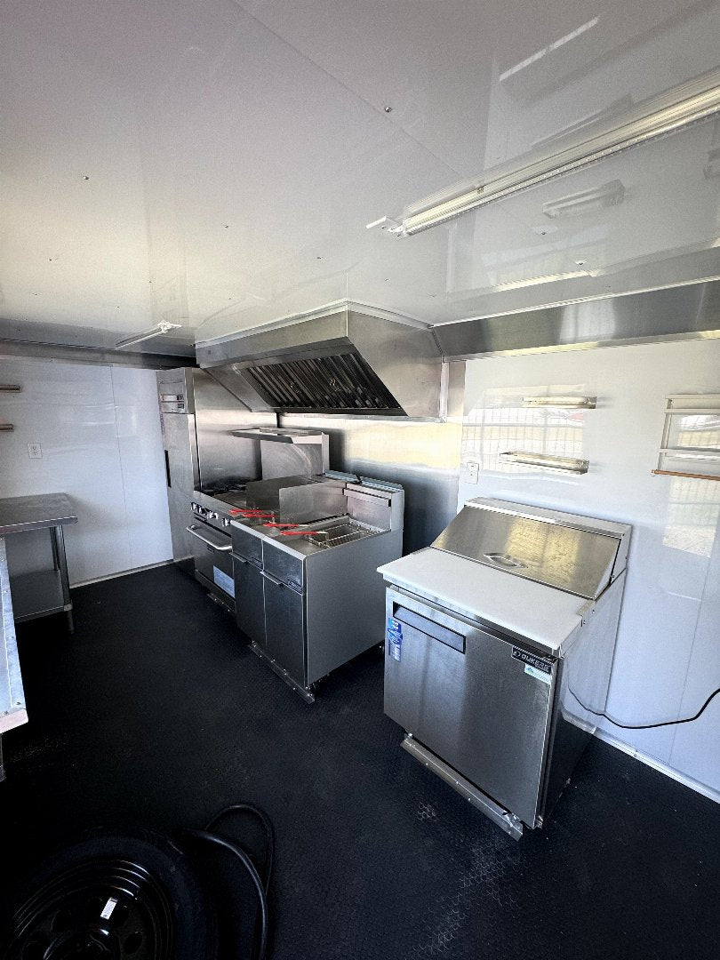 8.5X16 Concession with Appliances