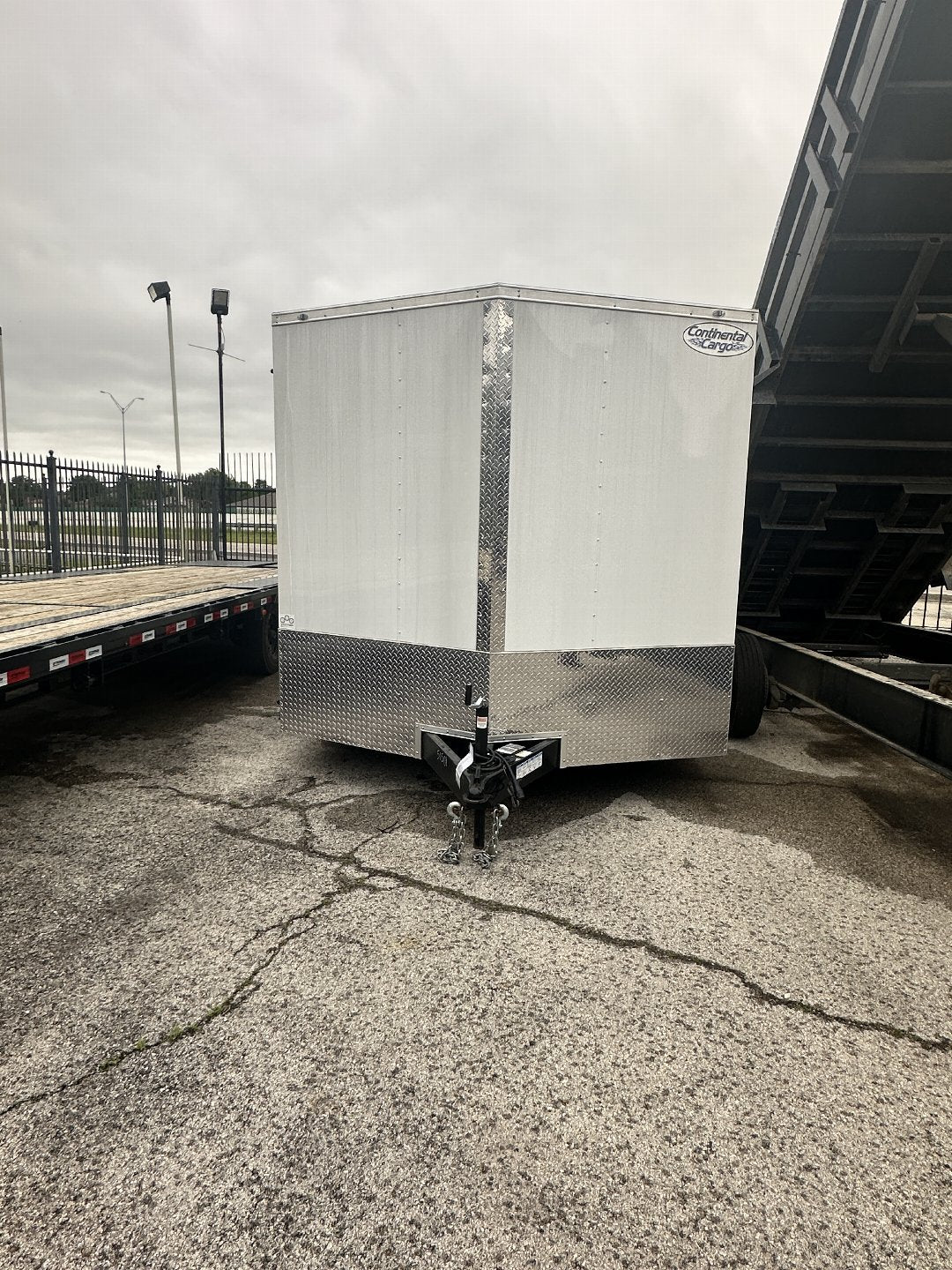 8.5X20 7FT INTERIOR CAR HAULER CARGO ENCLOSED