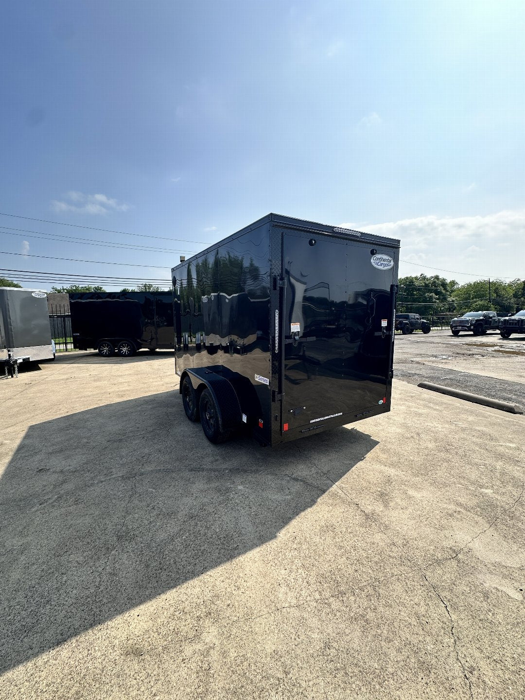 6X12 TANDEM AXLE 6'6 INTERIOR HEIGHT BLACKOUT CONTINENTAL CARGO / ENCLOSED TRAILER