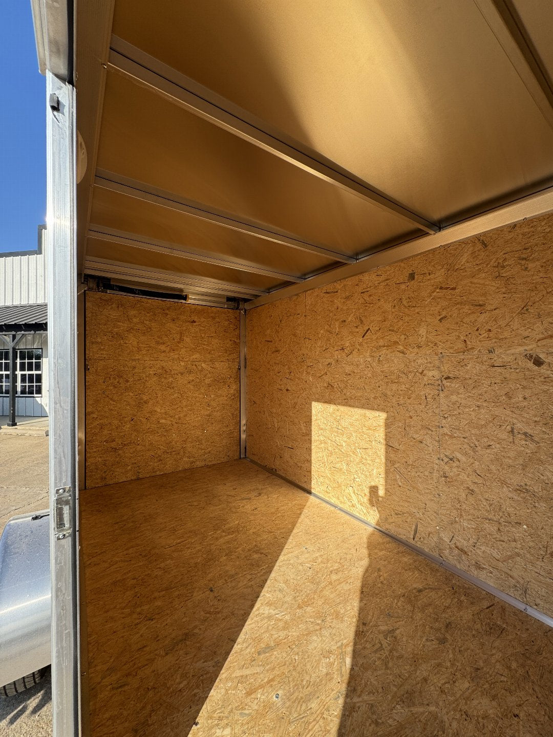 6X12 7ft. Interior Aluminum Single Axle Cargo / Enclosed Trailer