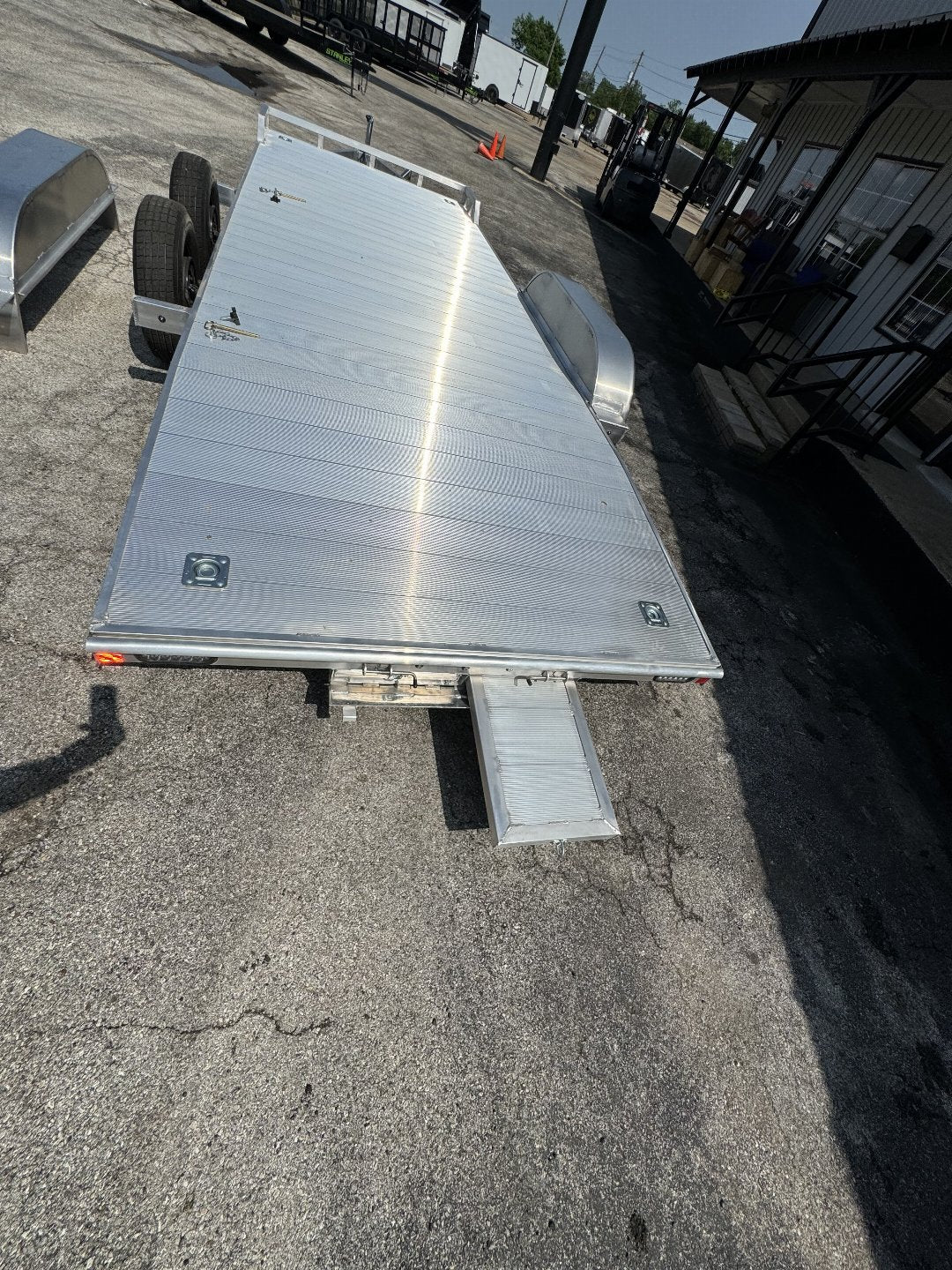 83X20 ALL ALUMINUM ALCOM UTILITY TRAILER